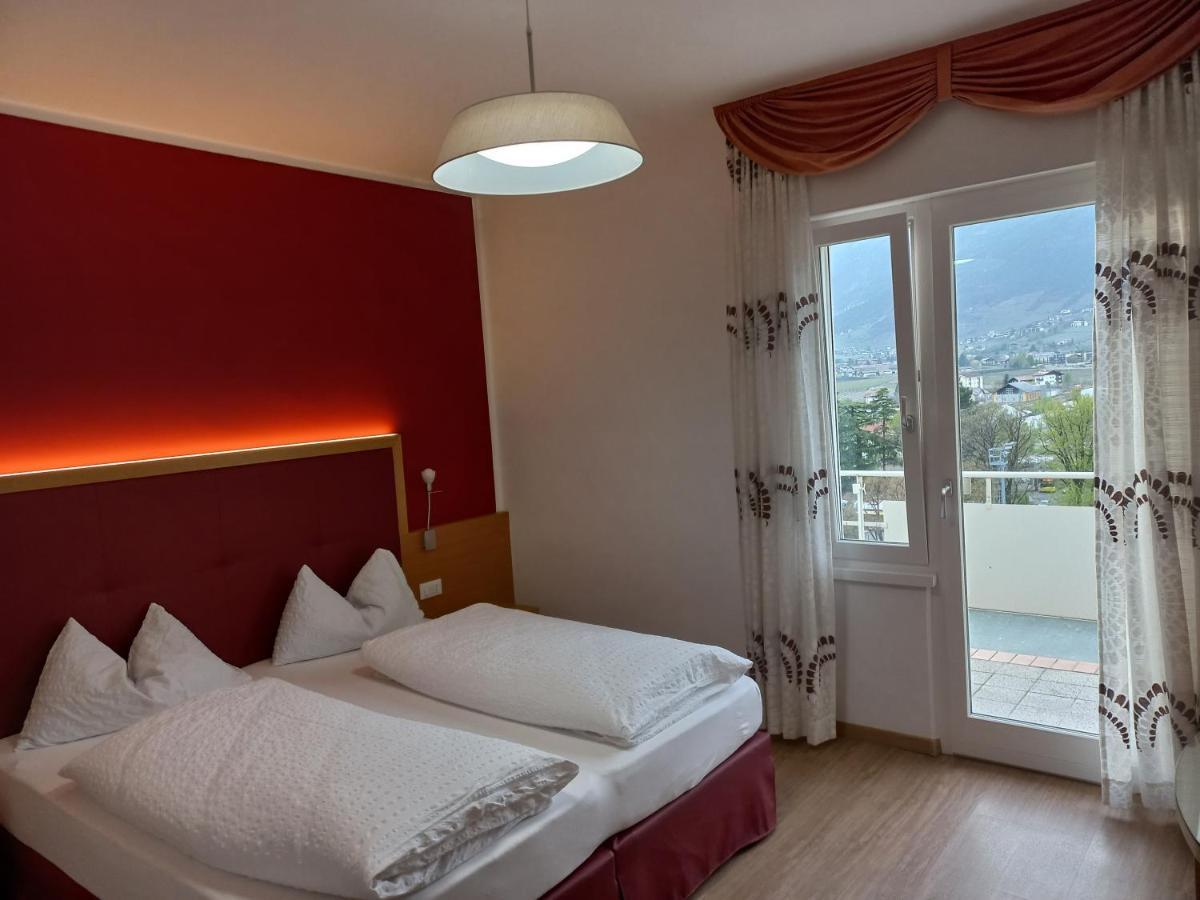 Hotel Lux Мерано Экстерьер фото
