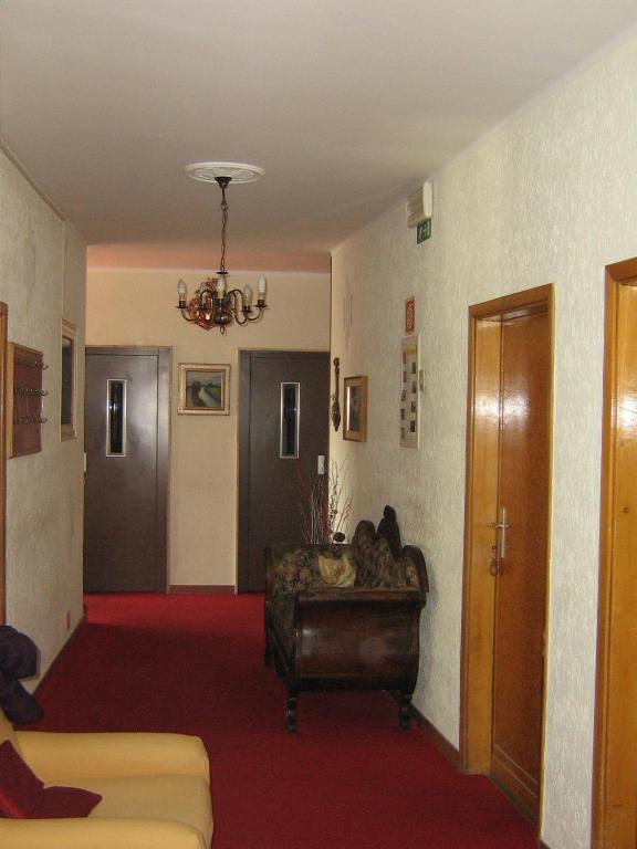 Hotel Lux Мерано Экстерьер фото
